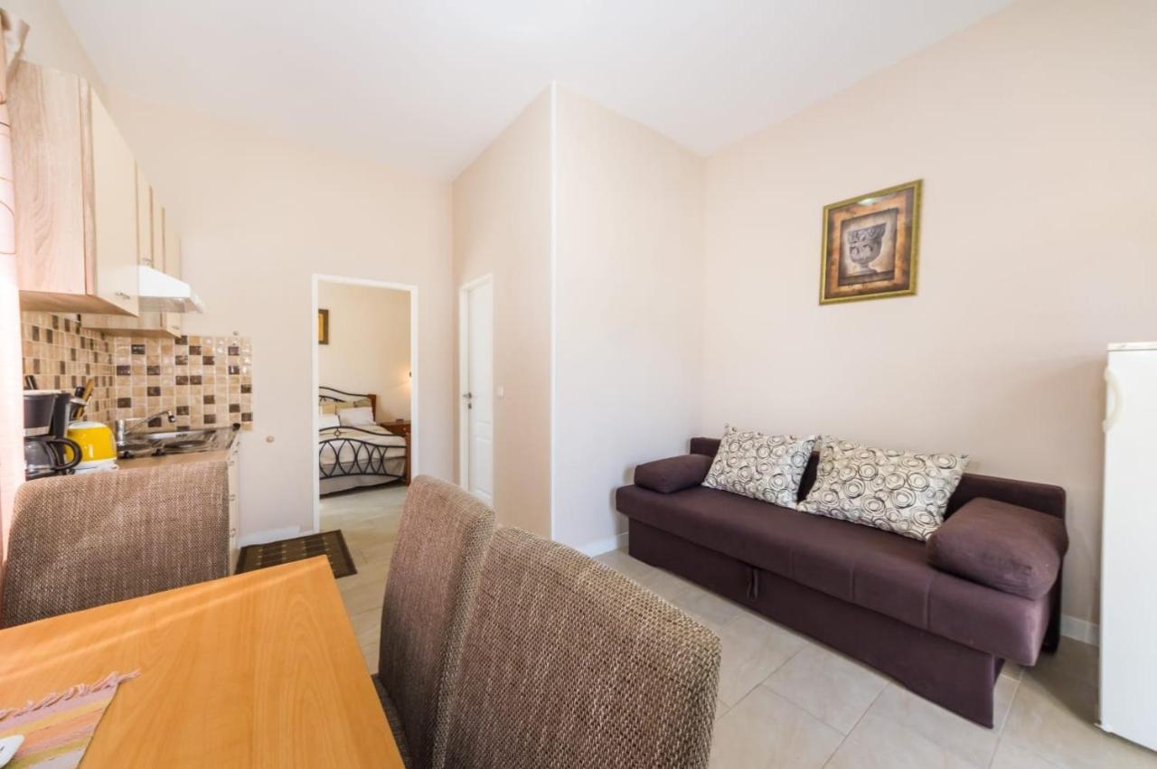 Apartments With A Parking Space Zaton, Zadar - 15000 Zaton  Exterior photo